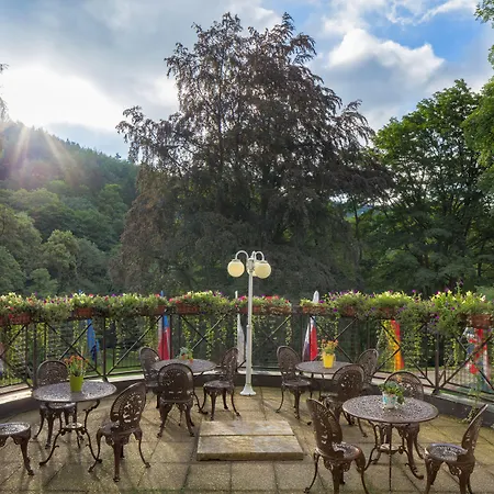 Ensana Butterfly Отель 4*