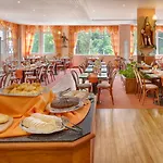 Ensana Butterfly Hotel